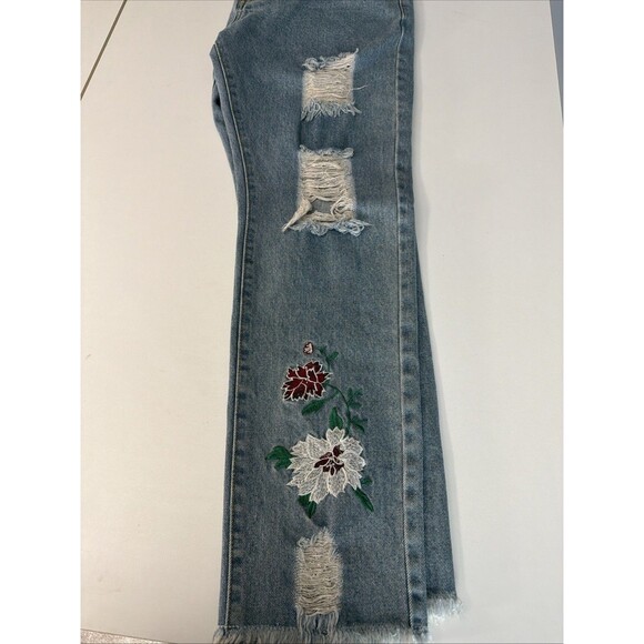 POL Floral Embroidered Crop Distressed 100% Cotton Jeans Bohemian Raw Hem Sz S - Picture 2 of 9